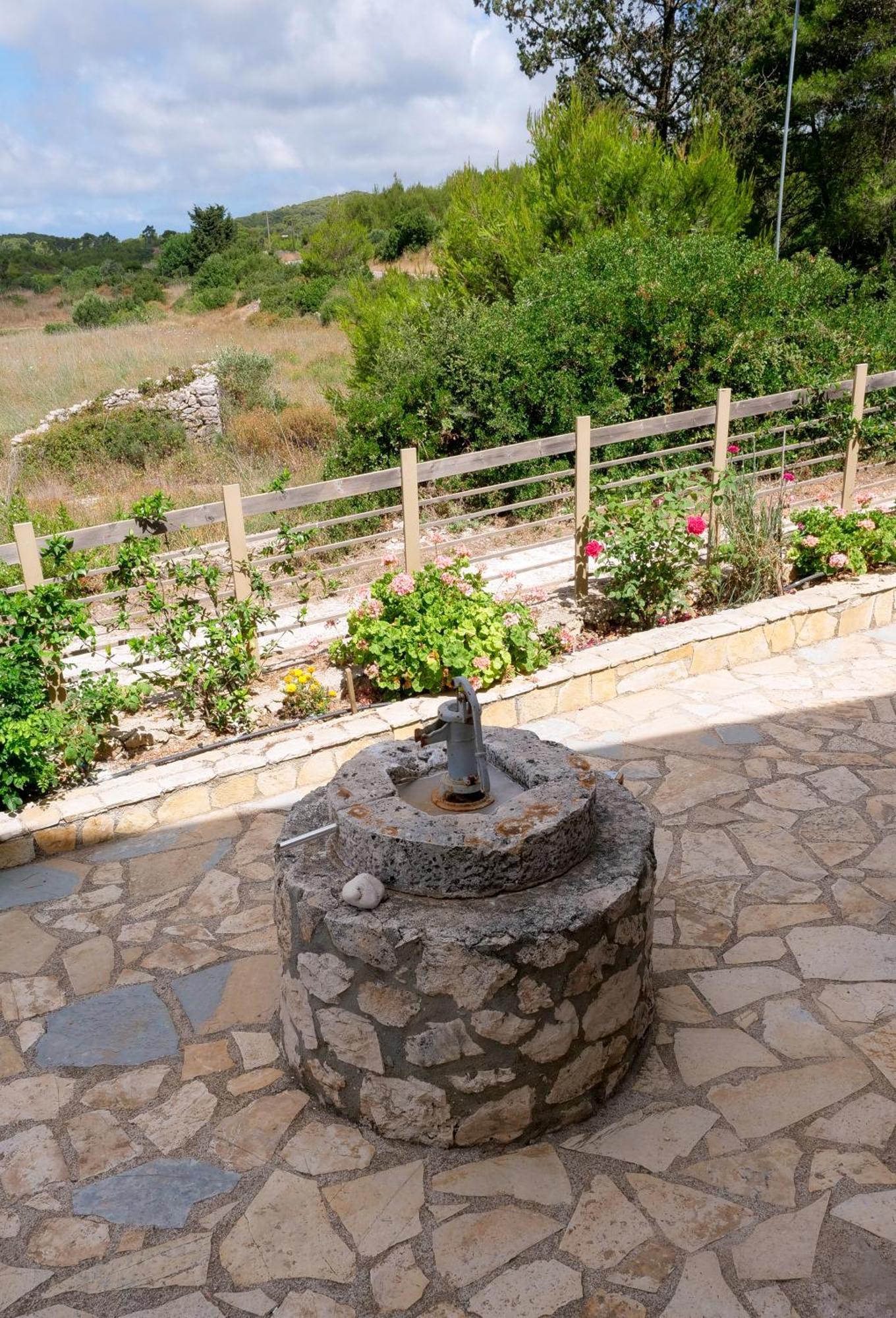 Apartment Fterini Sterna & Alletri