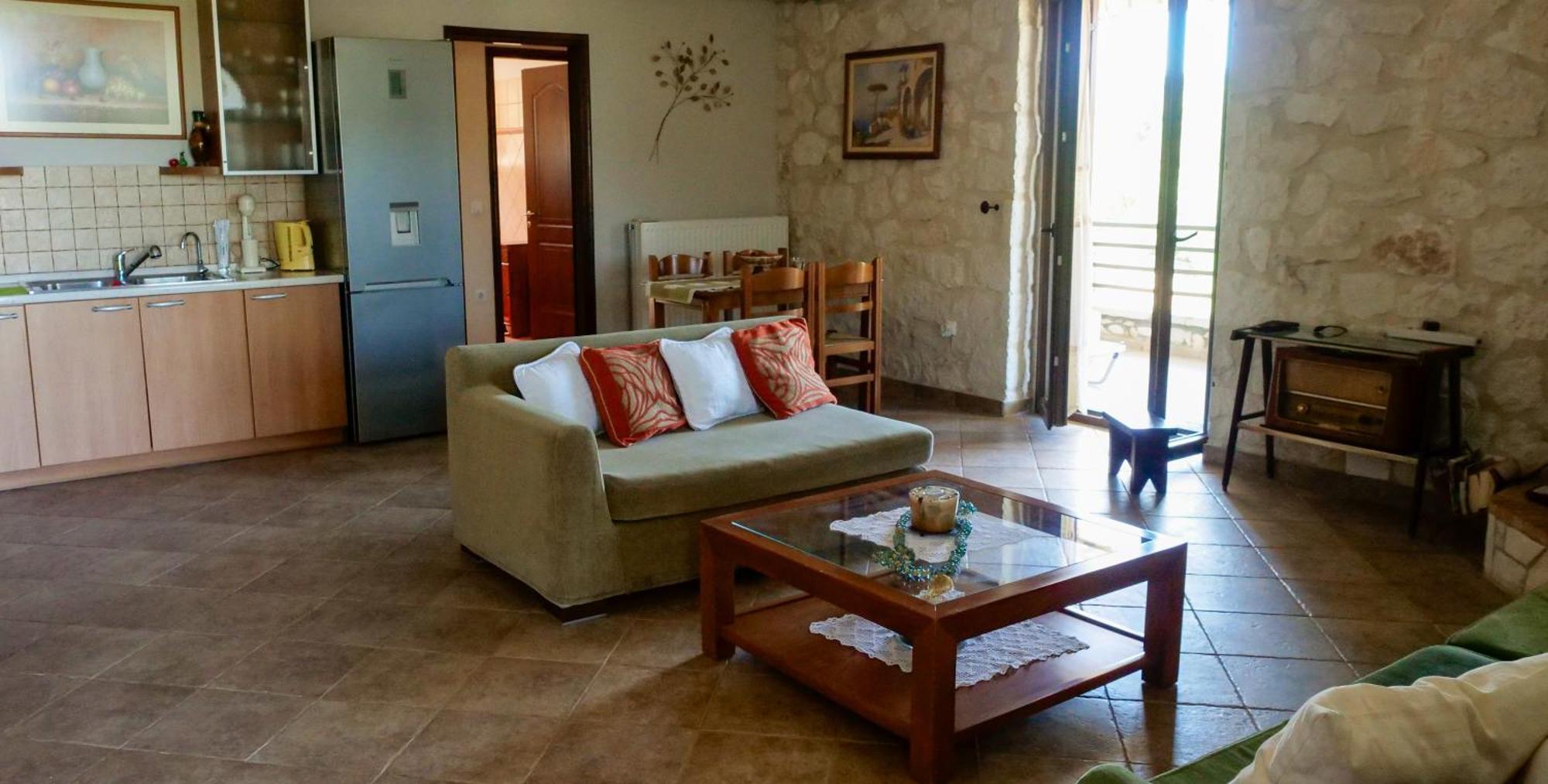 Fterini Sterna & Alletri Apartment