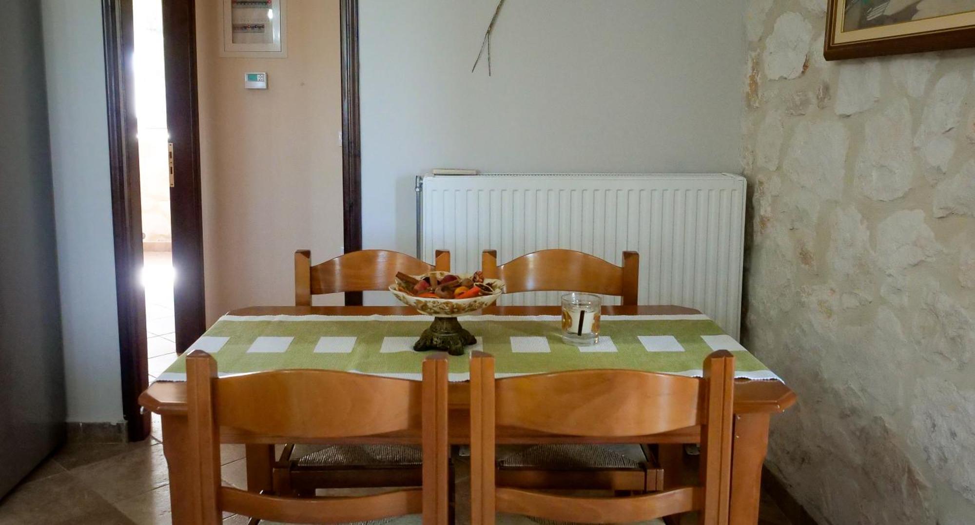 Fterini Sterna & Alletri Apartment Agios Leon