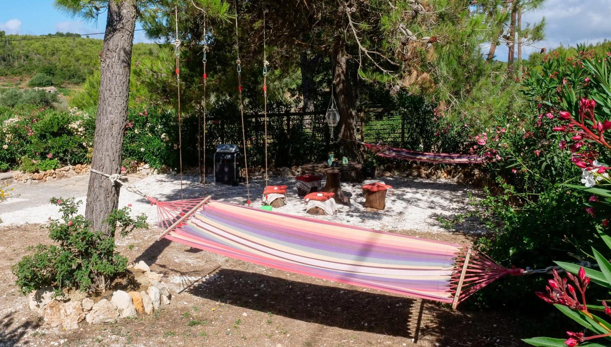 Fterini Sterna & Alletri * Agios Leon