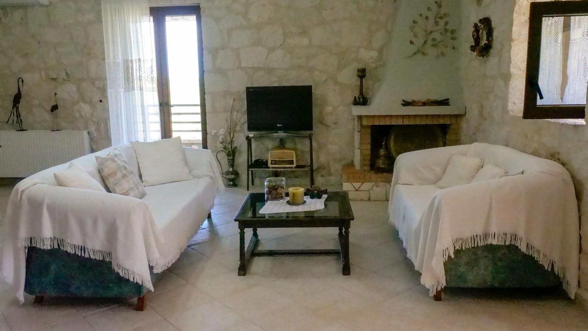 Apartmán Fterini Sterna & Alletri *