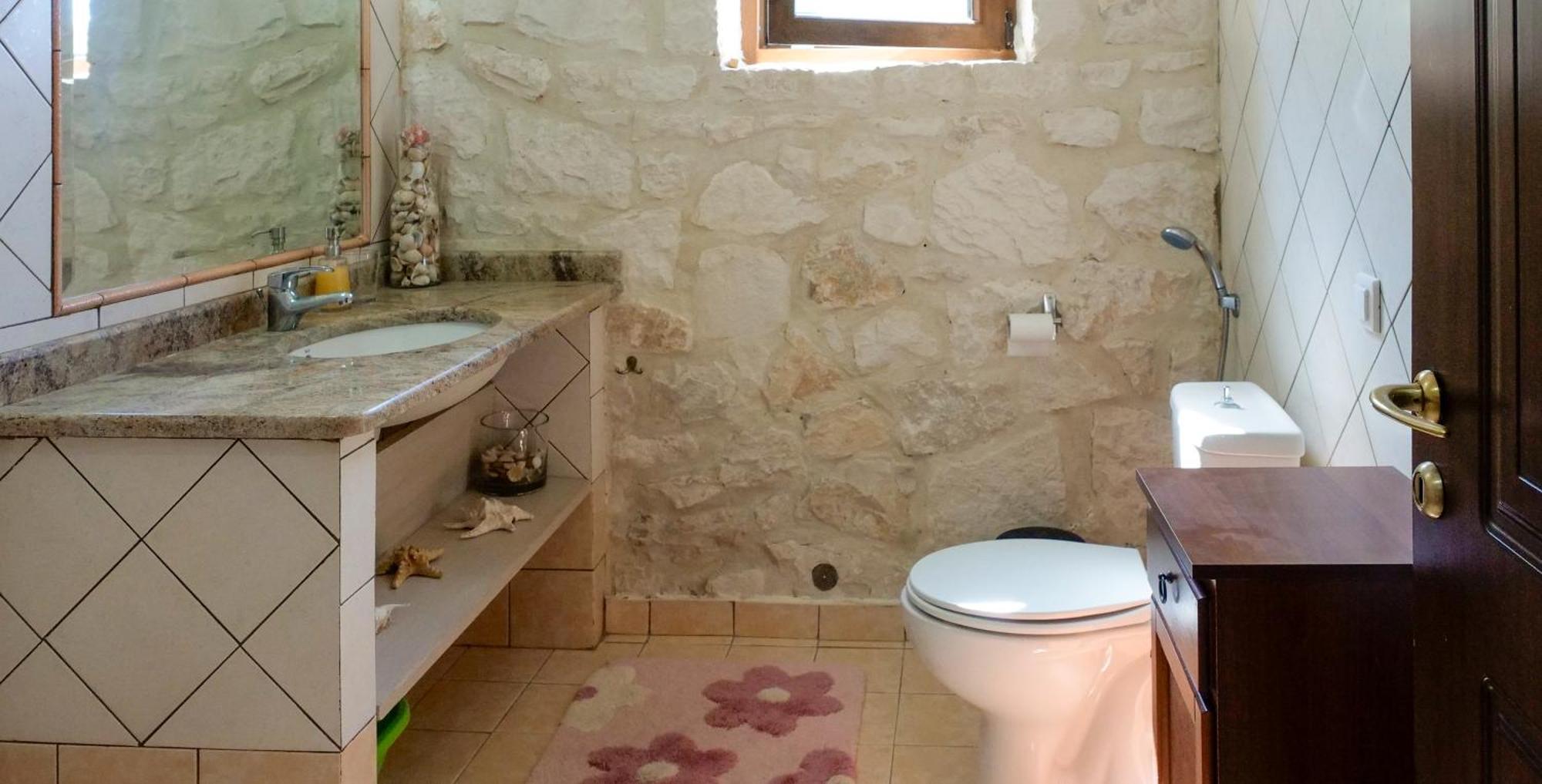 Fterini Sterna & Alletri Agios Leon